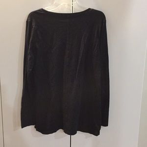 Tops - Long sleeved tee Tops - Long sleeved tee